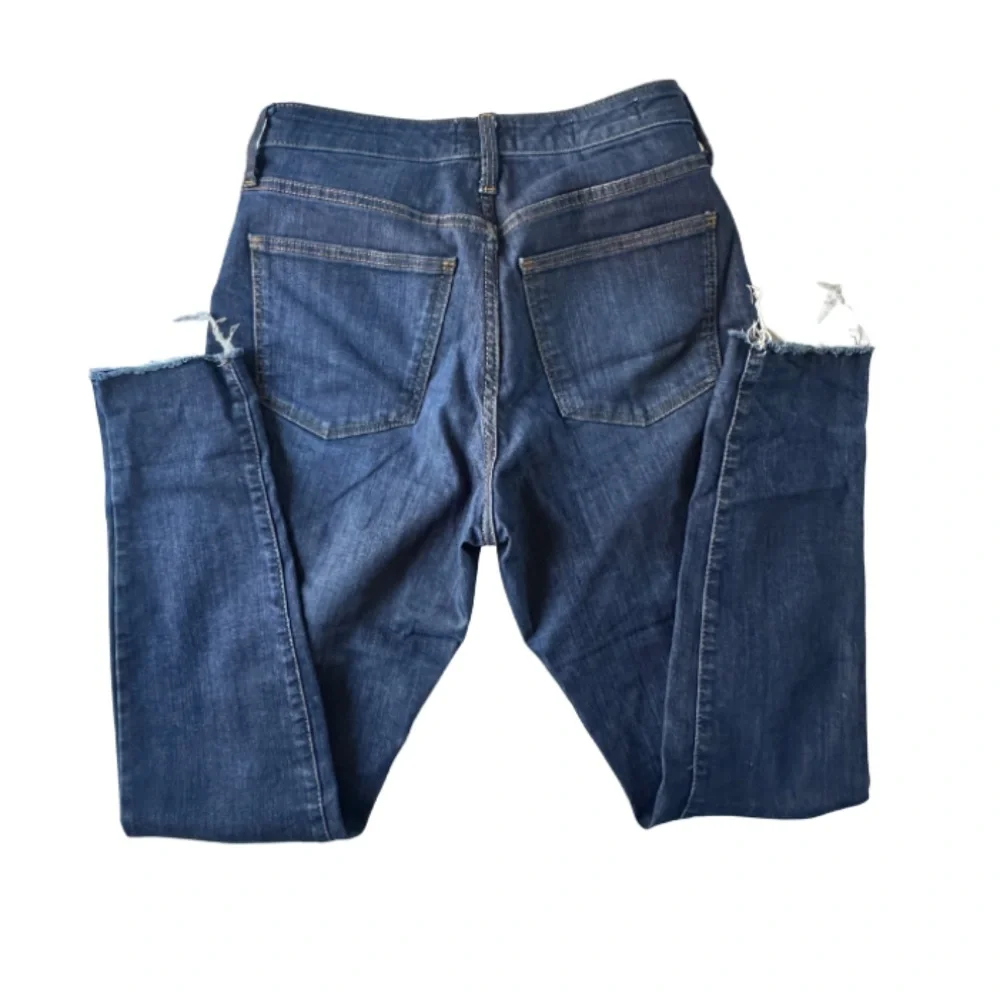 Universal Thread Dark Blue Skinny Jeans - Picture 2 of 6
